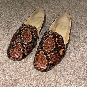 Snakeskin Patterned Loafers